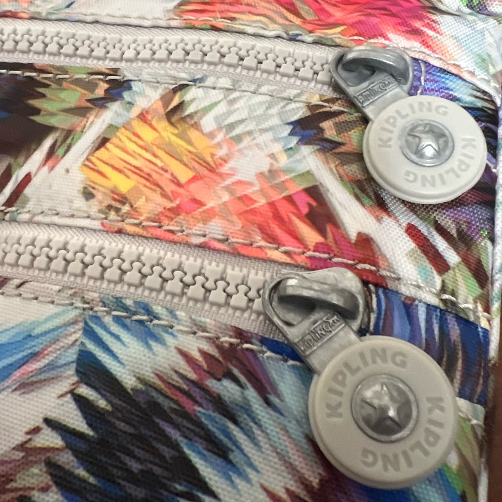 KIPLING ALVAR tropical island hop colorful crossbody bag EUC - Picture 4 of 10